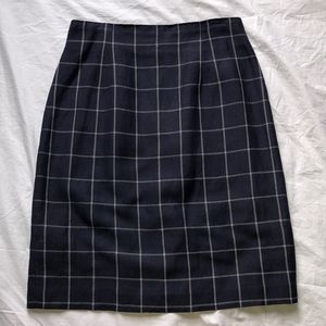 Ann Taylor navy checked skirt